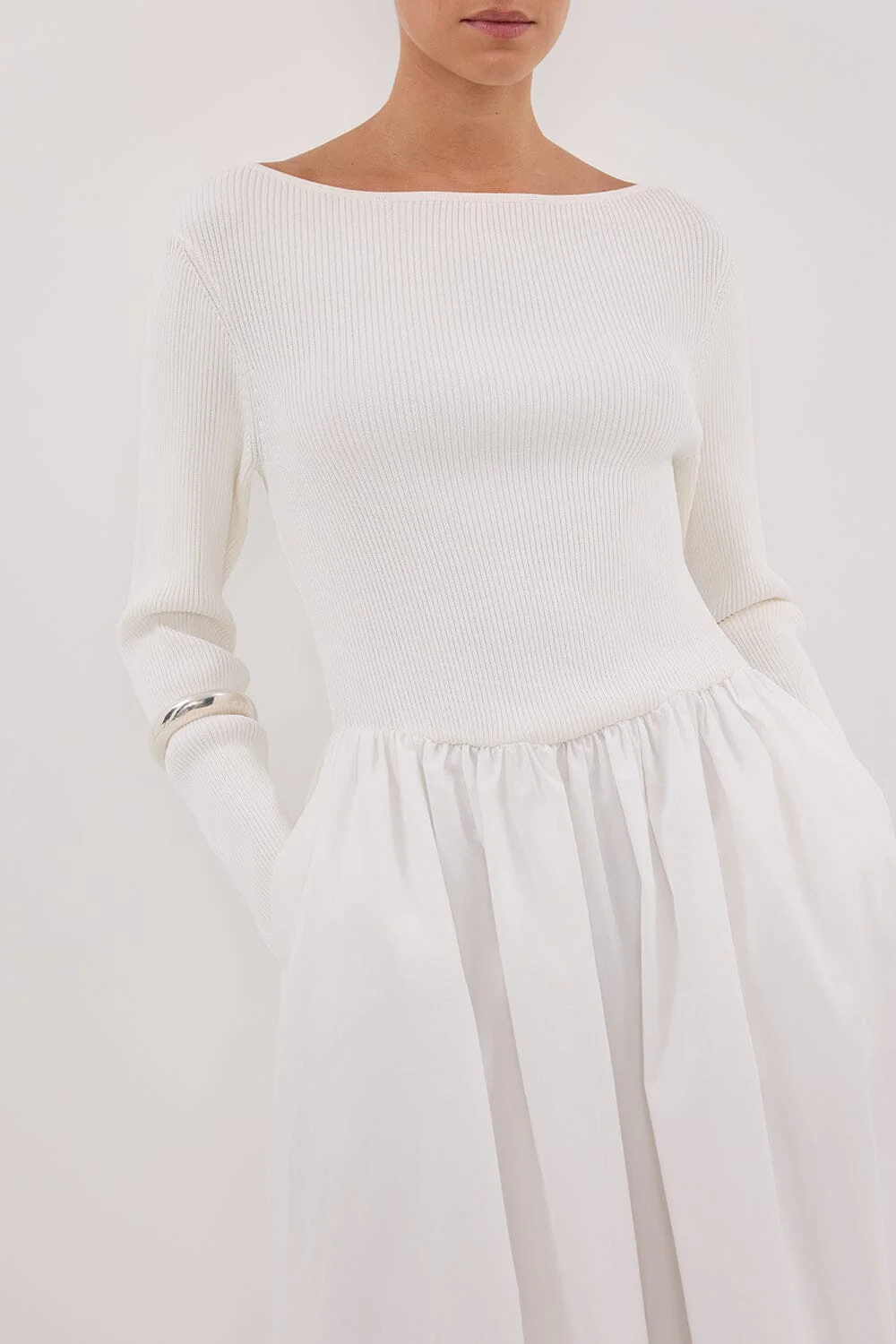 ABIGAIL WHITE HYBRID LONG SLEEVE MIDI DRESS - Image 4