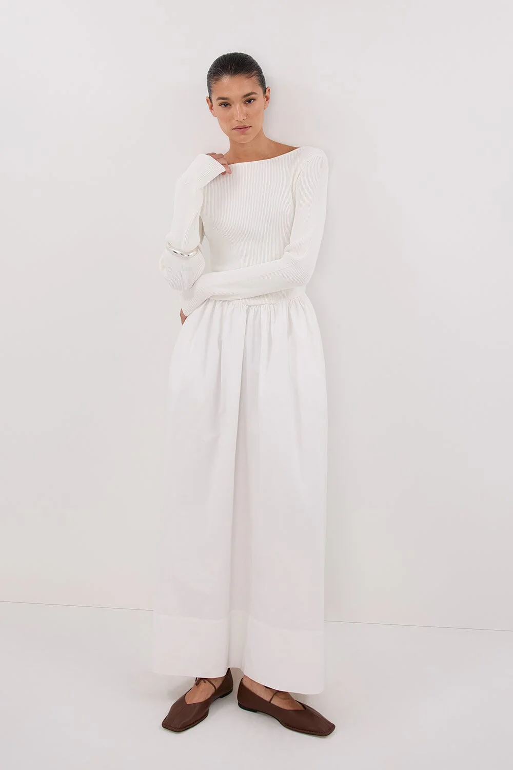 ABIGAIL WHITE HYBRID LONG SLEEVE MIDI DRESS - Image 5