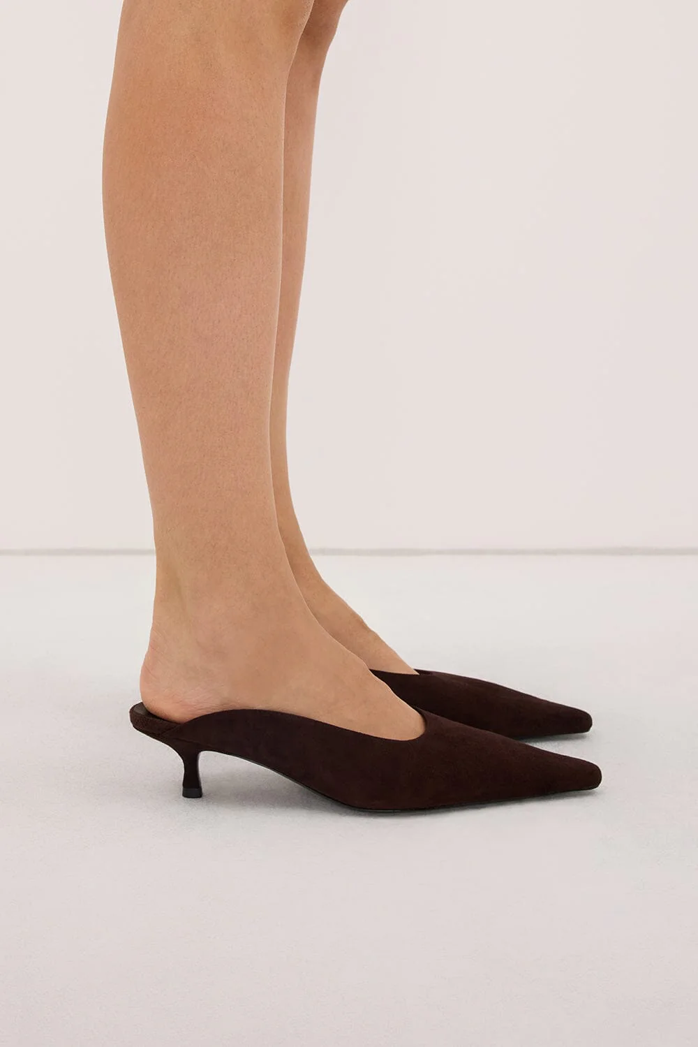 ALIAS MAE GENEVA HEEL CHOCOLATE SUEDE - Image 2