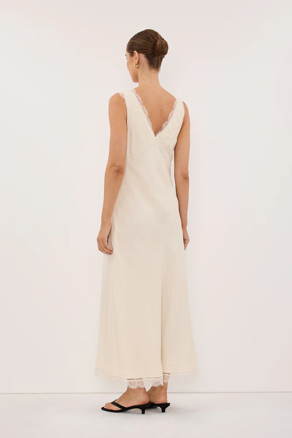 ANDREA SANDSTONE CUPRO MIDI DRESS - Image 4