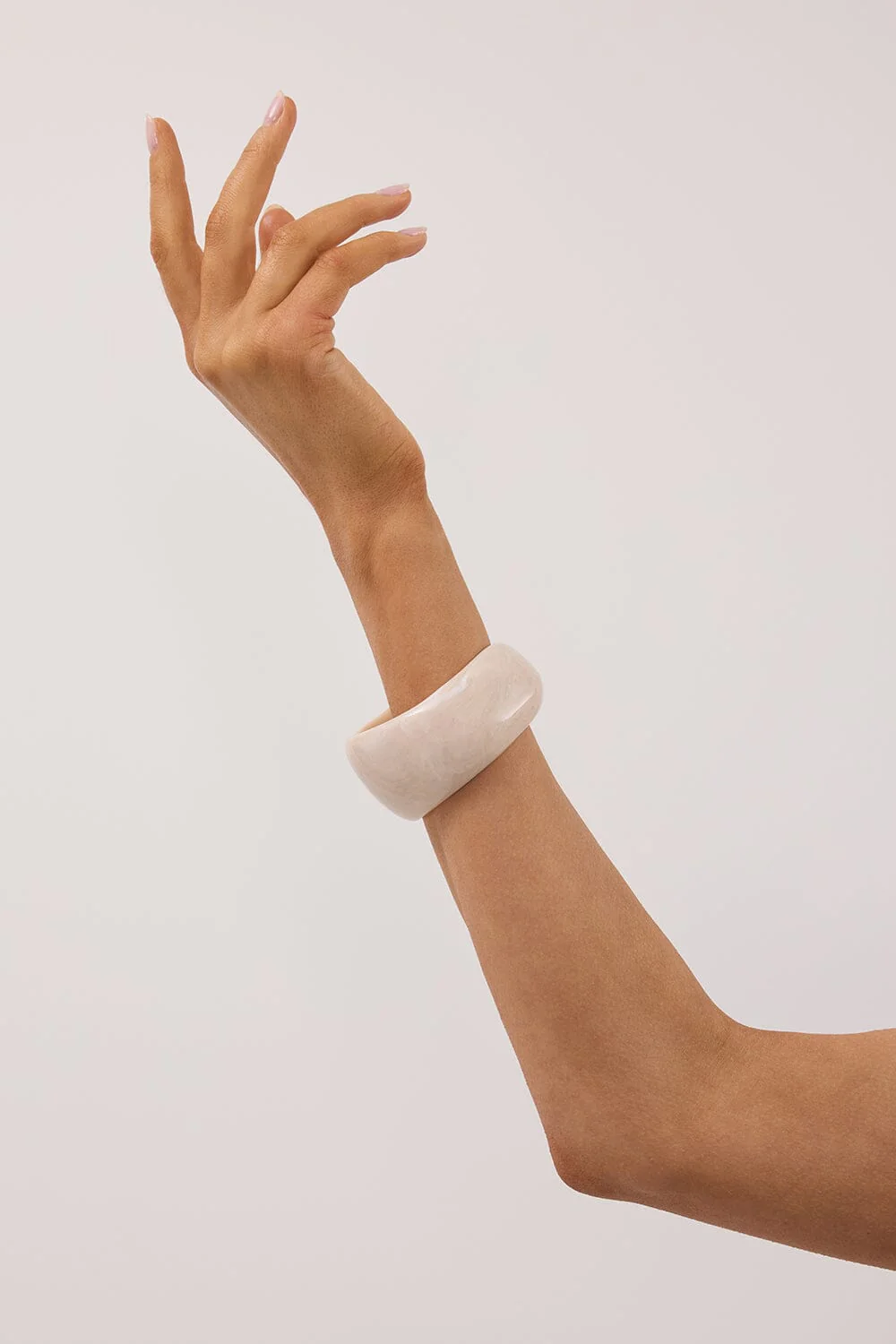 ANNA ROSSI OBESESSED CREAM BANGLE - Image 2