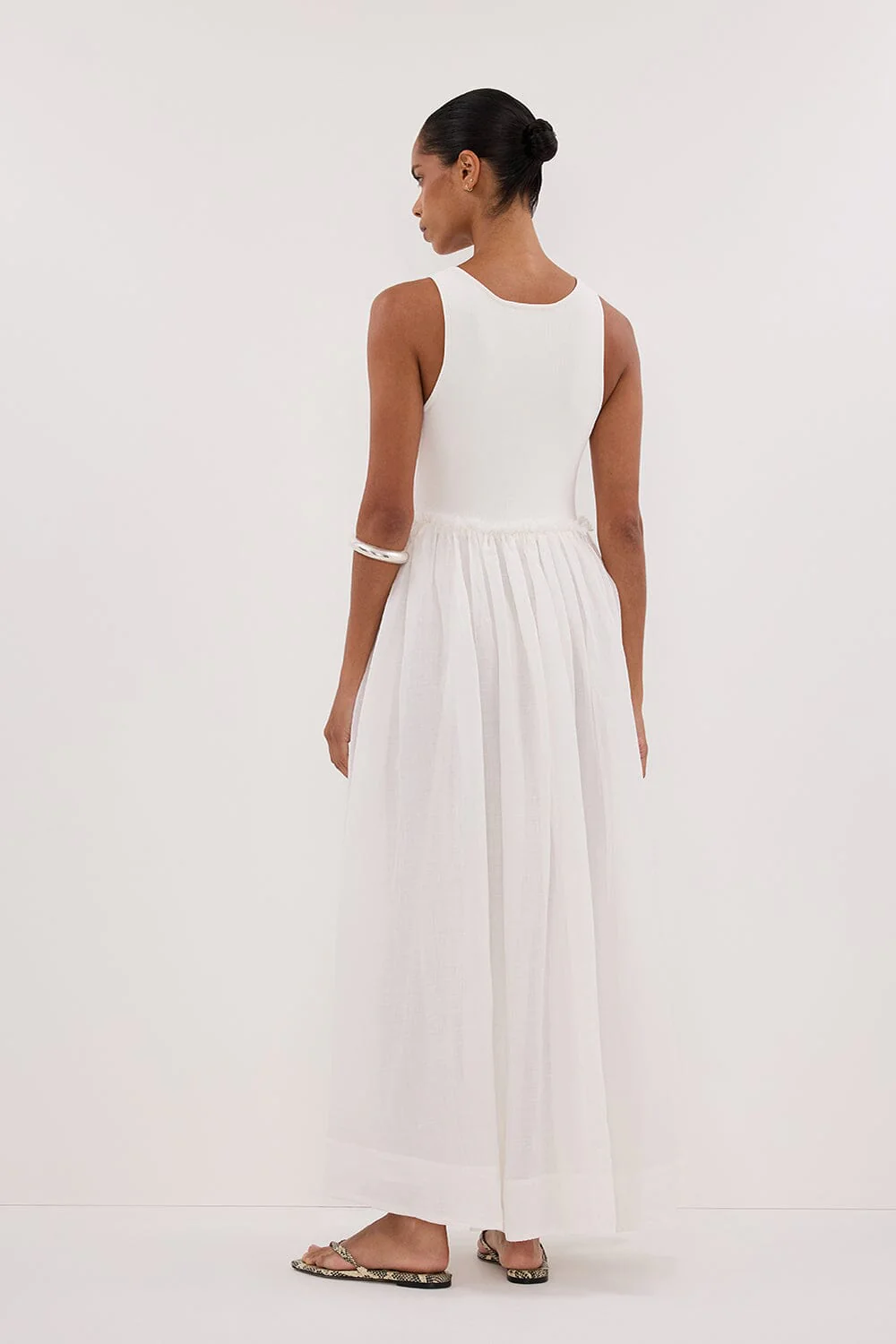 APRIL WHITE HYBRID KNIT MIDI DRESS - Image 4