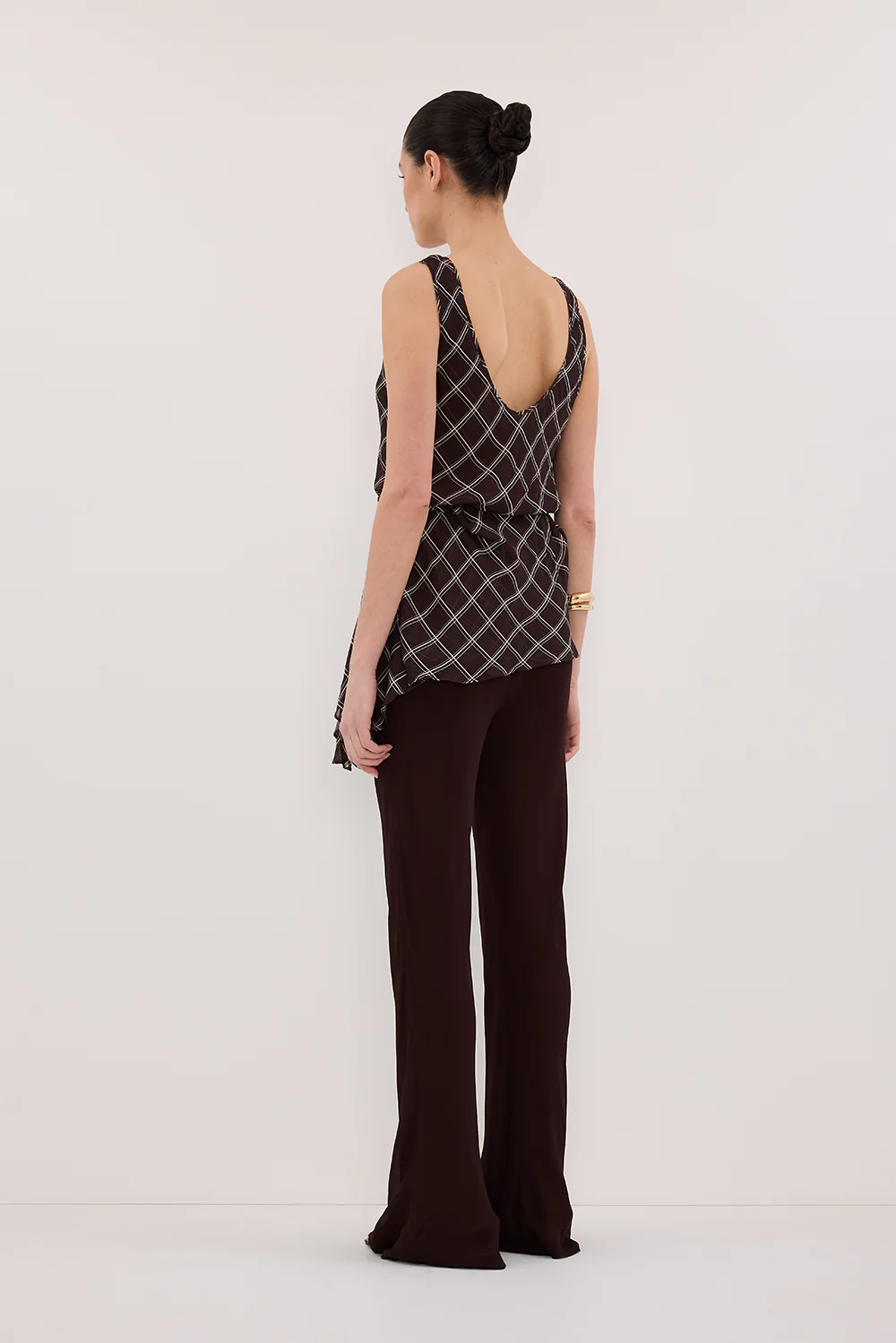 ARLINGTON CHOC SLEEVELESS CAMI TOP - Image 3