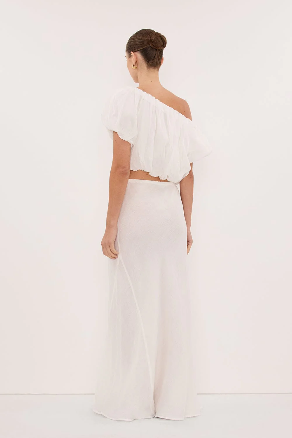 ARLO WHITE RAMIE OFF SHOULDER BUBBLE TOP - Image 4