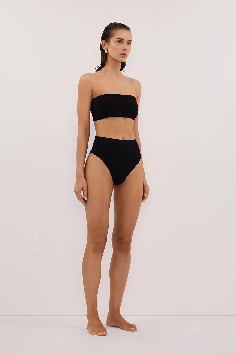 BASE BLACK BANDEAU TOP - Image 3
