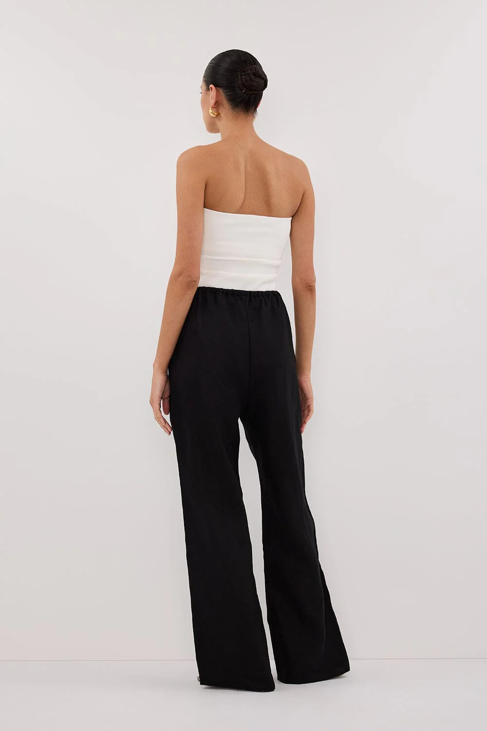 CARLA BLACK DRAWSTRING LINEN PANT - Image 4