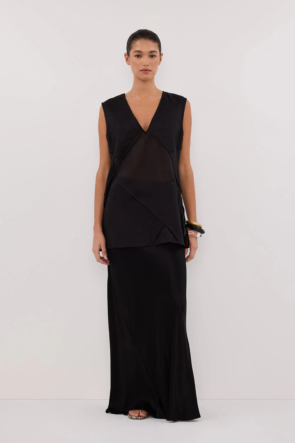 CARMEL BLACK RAMIE V NECK TOP