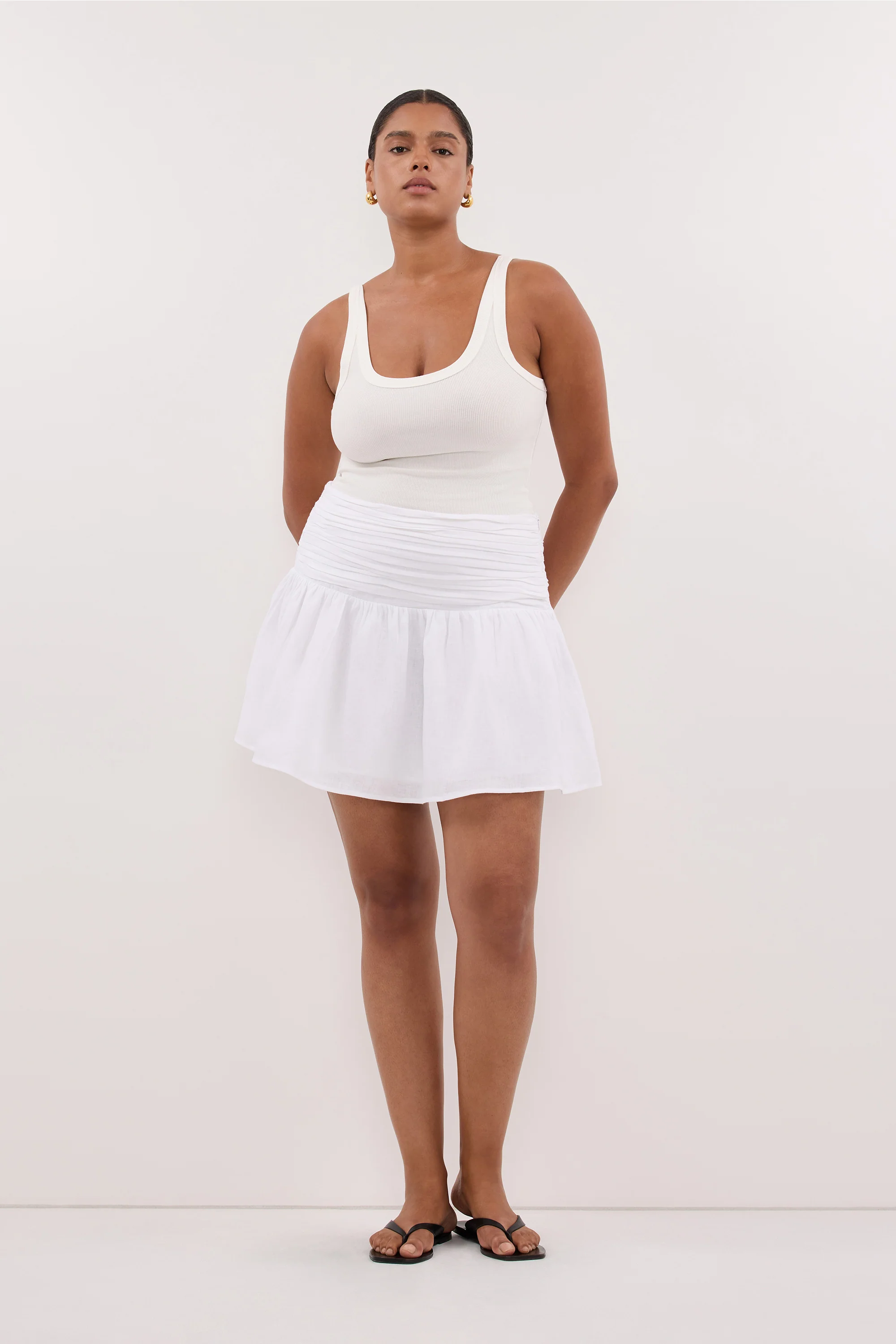 CATANIA WHITE LINEN MINI SKIRT - Image 6