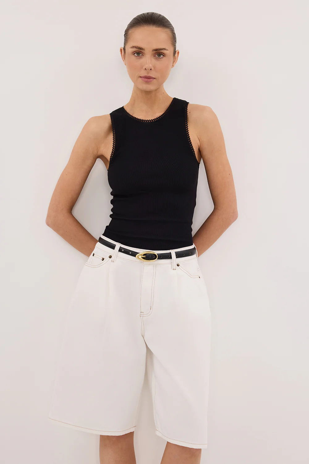 CHARLIZE BLACK SLEEVELESS KNIT TANK - Image 2