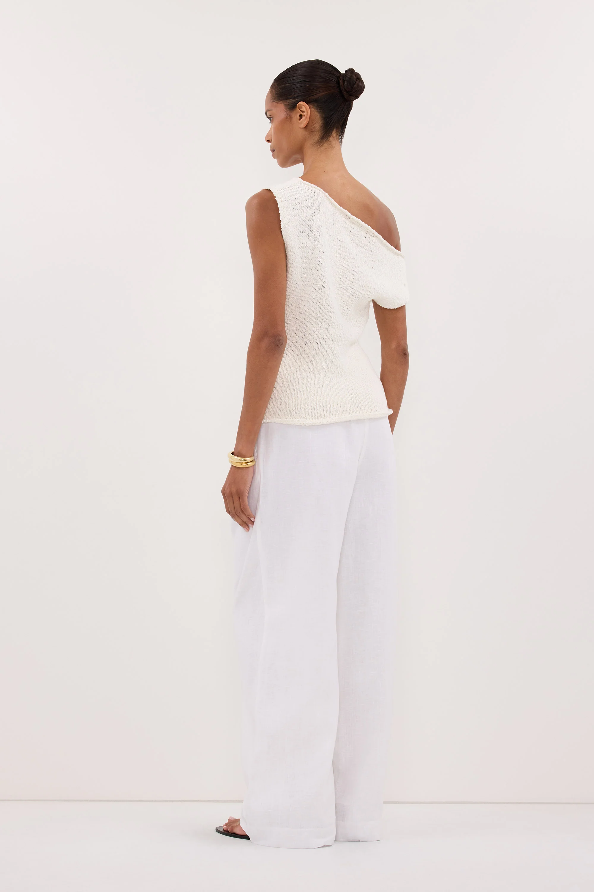 DINA OFF WHITE COTTON ASYM KNIT TOP - Image 4