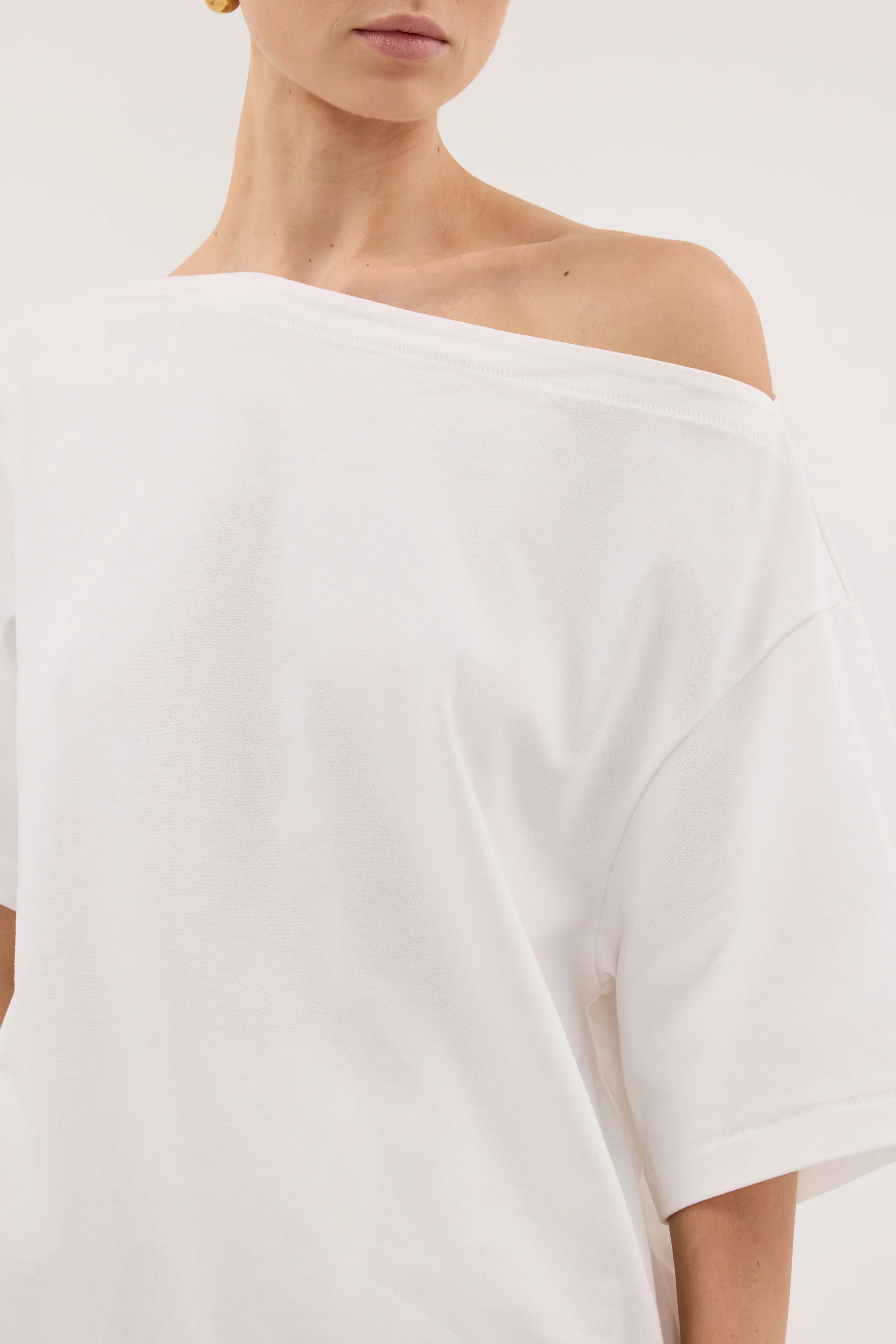 ESME WHITE ASYM BOAT NECK TEE - Image 5
