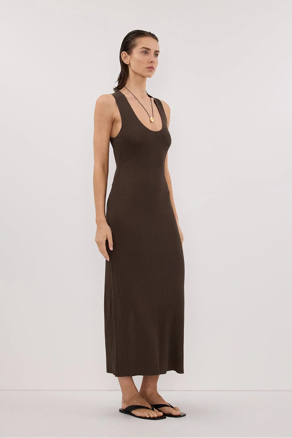EVE DARK OLIVE SCOOP KNIT MIDI DRESS - Image 3