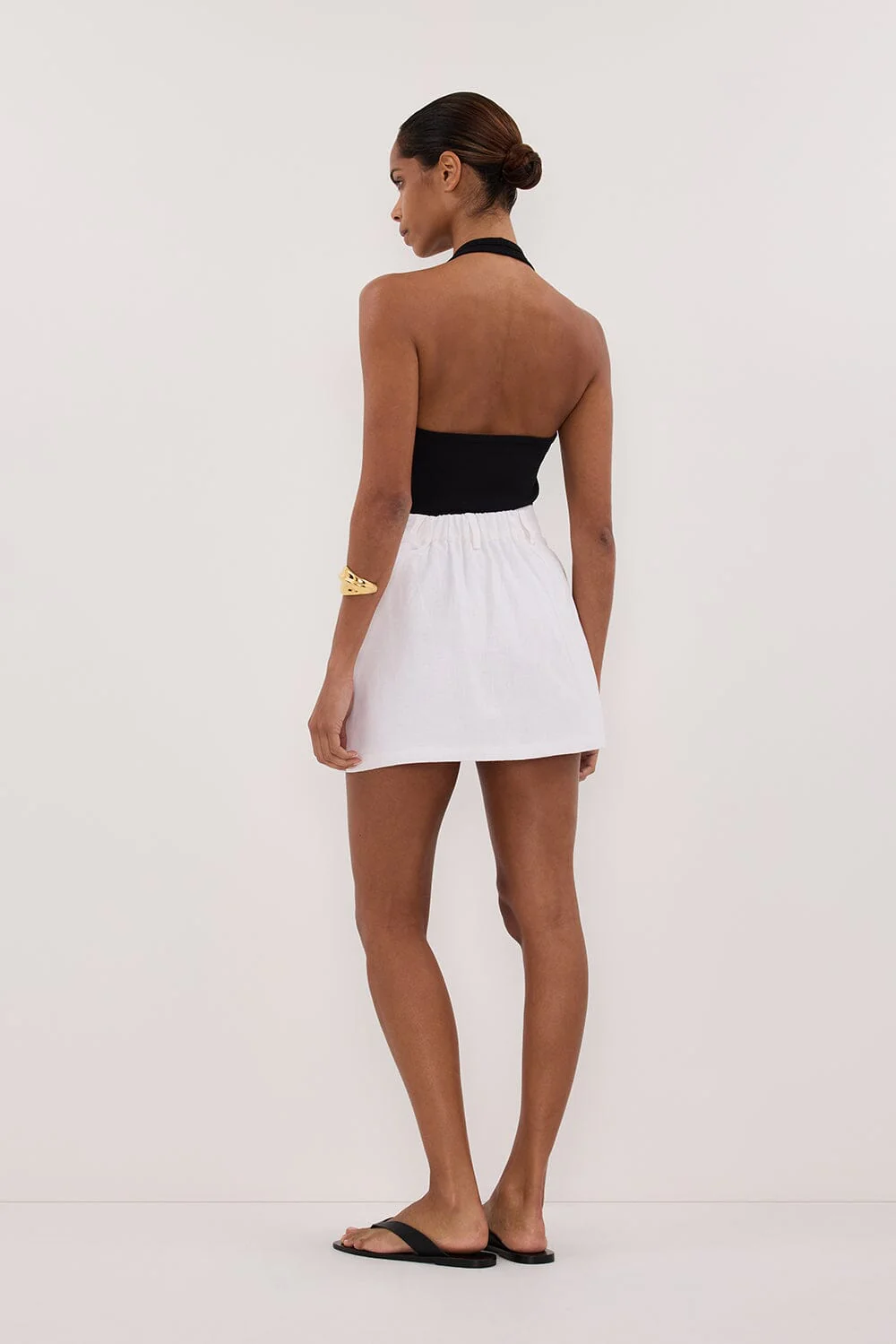 EVIE WHITE LINEN SKORT - Image 4