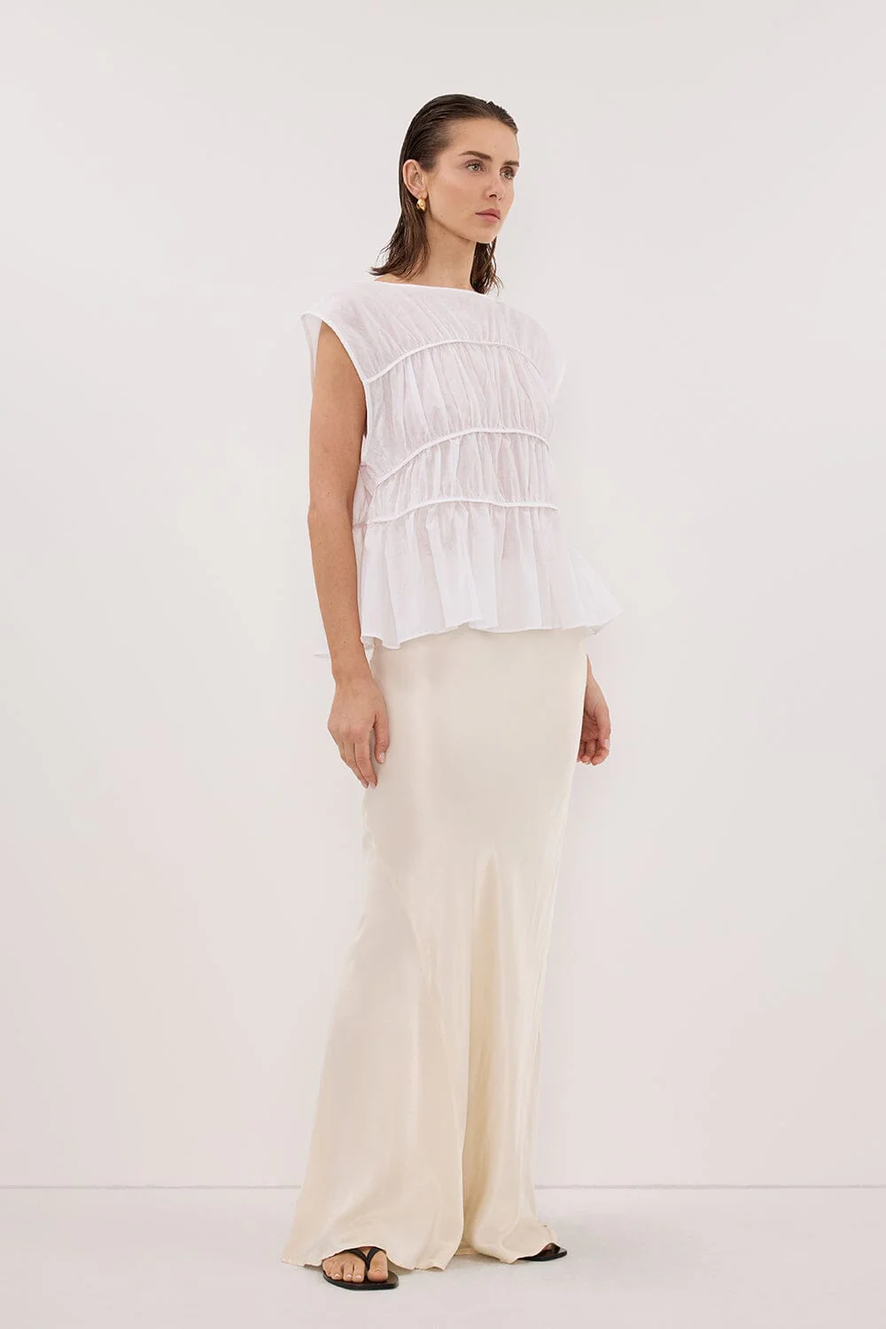 FLYNN WHITE LINEN BLEND TIERED TOP - Image 3