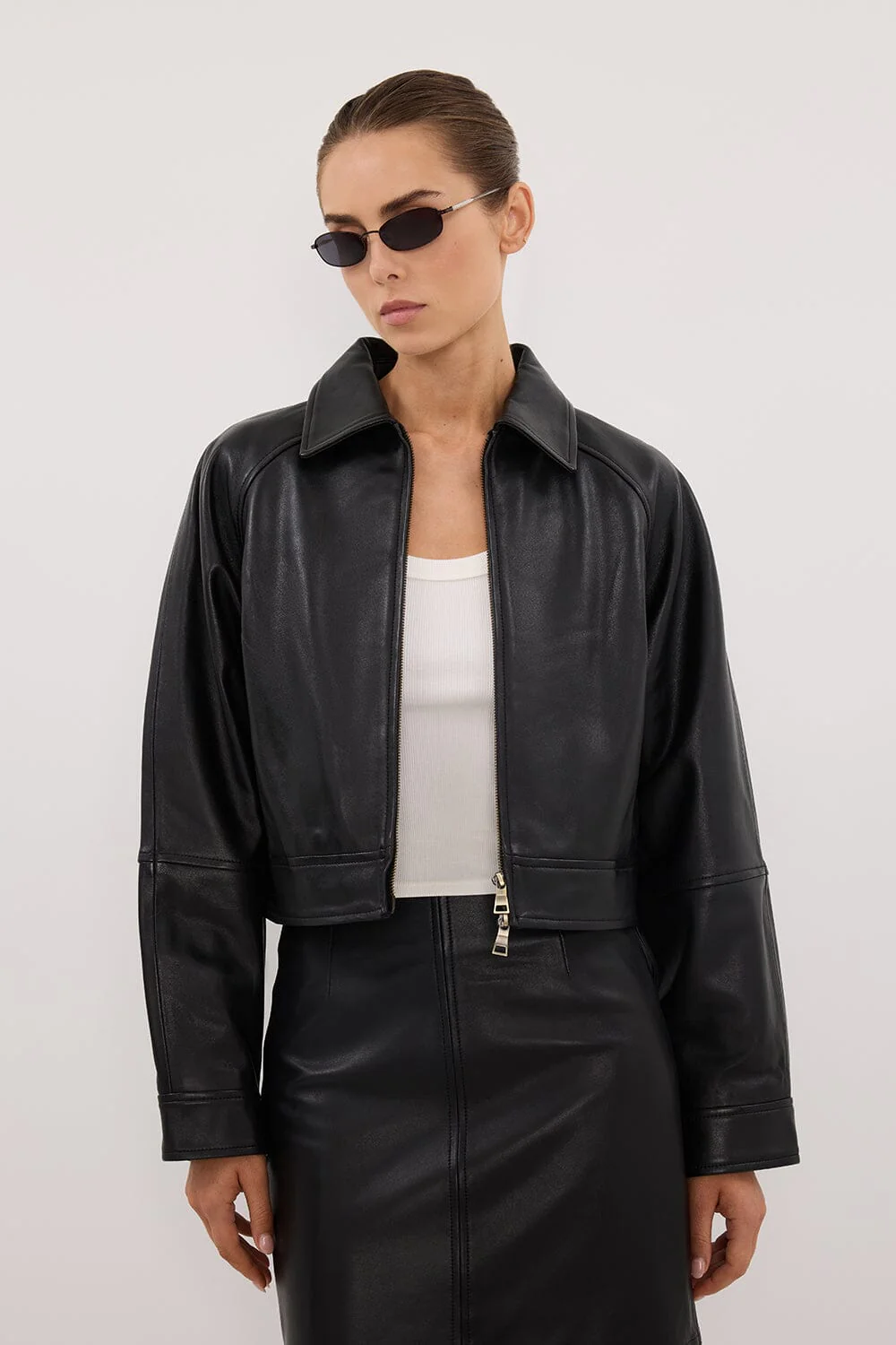 FREYA BLACK CROPPED LEATHER JACKET - Image 2