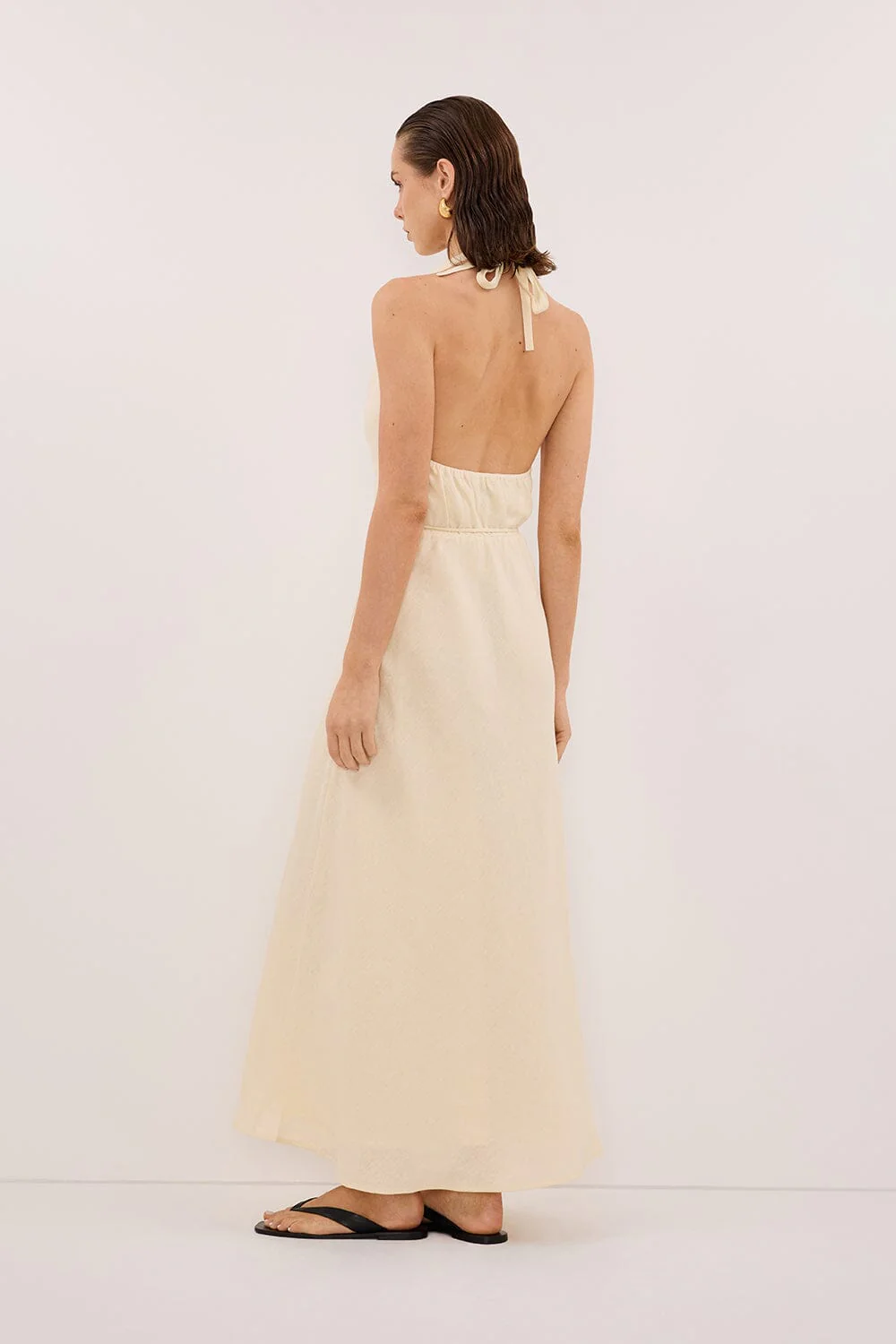 HAYLEE STRAW SLEEVELESS LINEN COWL MIDI DRESS - Image 4