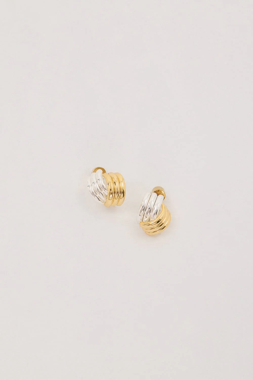 HEAVEN MAYHEM CLOVE EARRING MIXED