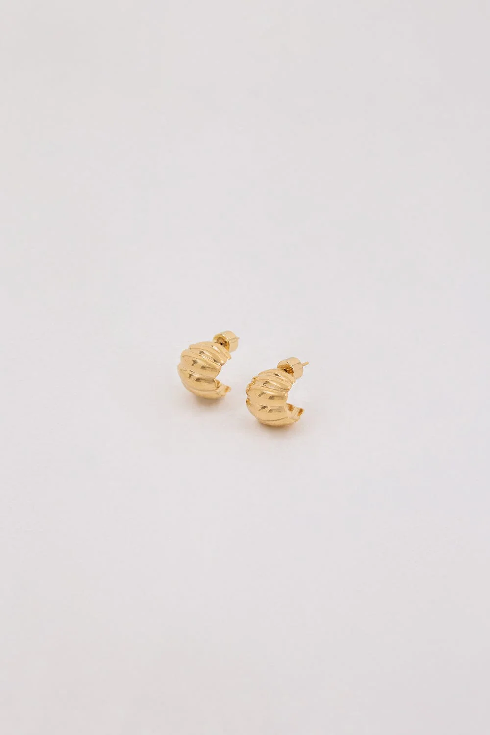 HEAVEN MAYHEM TERRE EARRING GOLD - Image 3