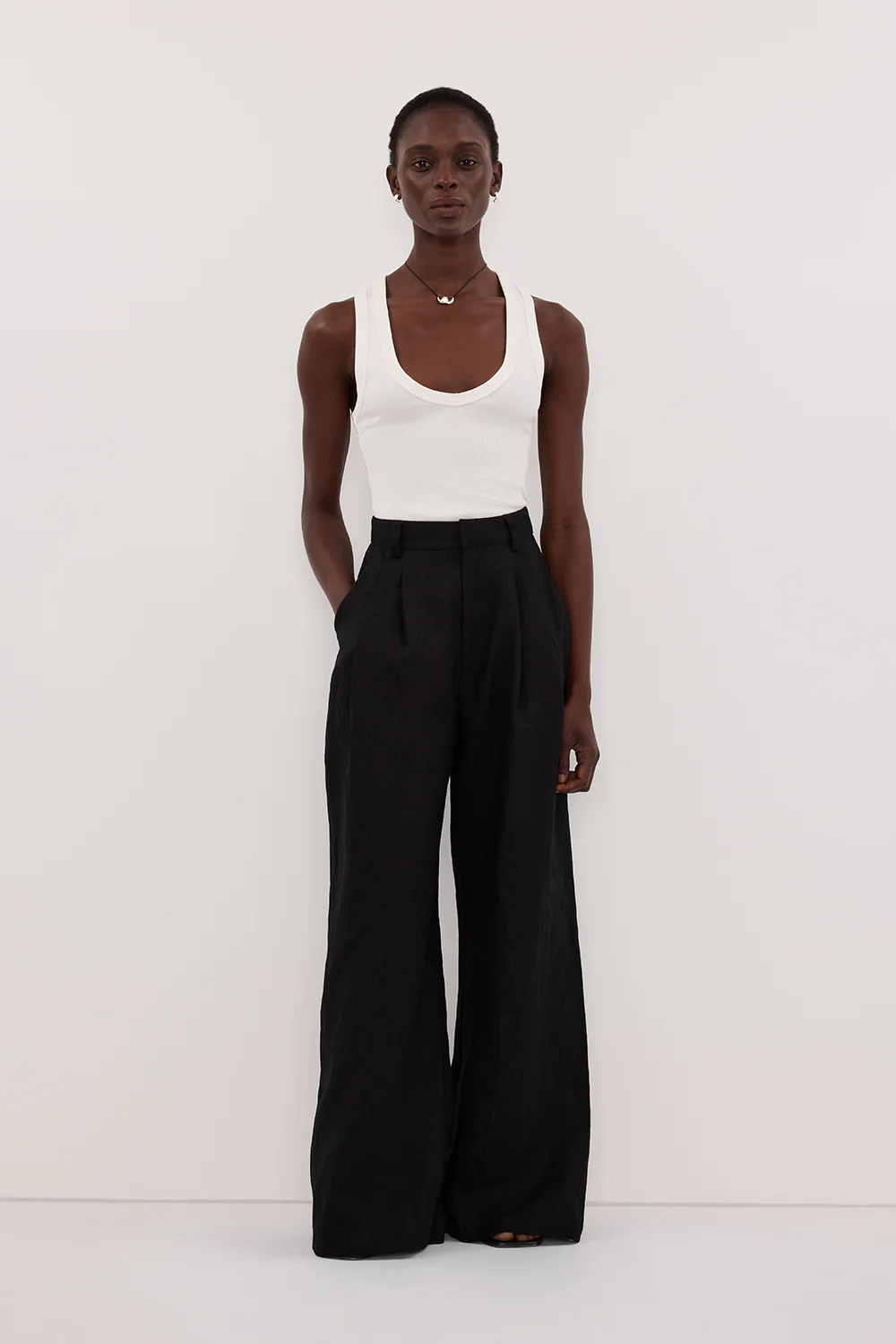 HOLDEN BLACK LINEN PANT - Image 6