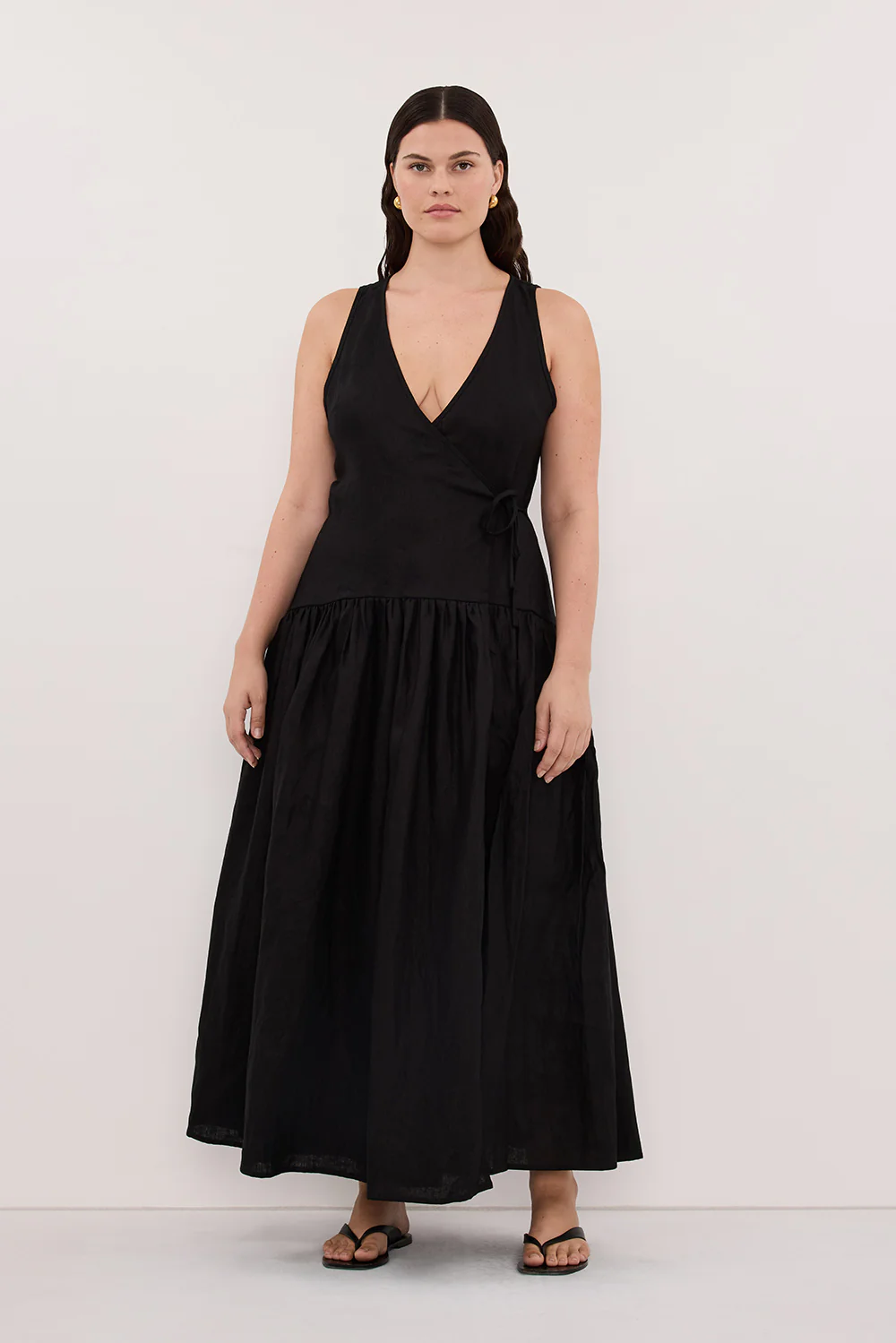 ILIO BLACK SLEEVELESS LINEN WRAP MIDI DRESS - Image 6