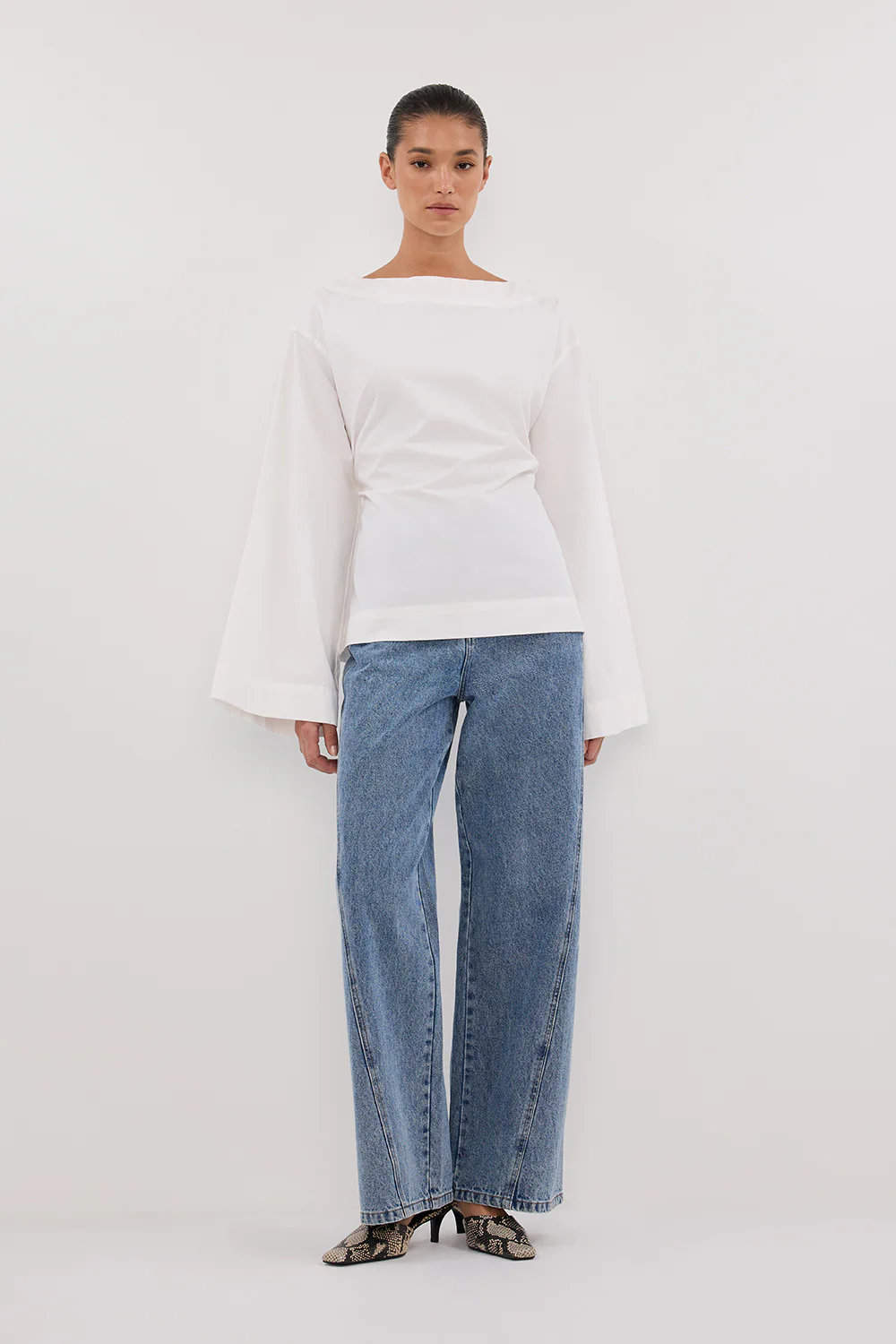 IVY WHITE LONG SLEEVE TOP