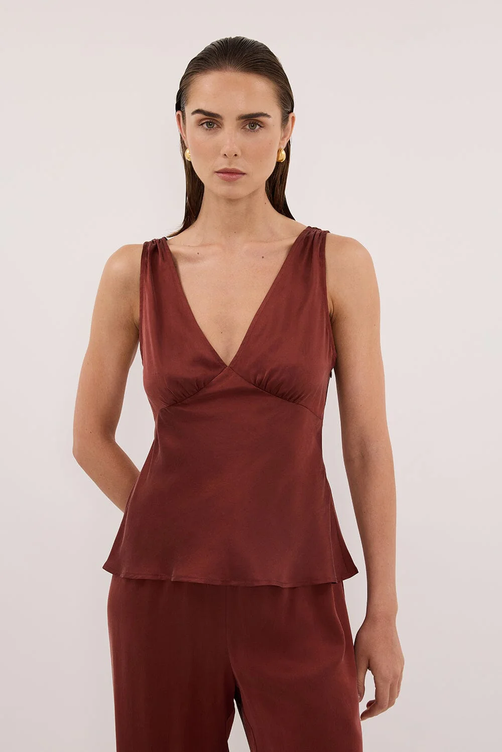 JORJA SAHARA SLEEVELESS SILK TOP - Image 2