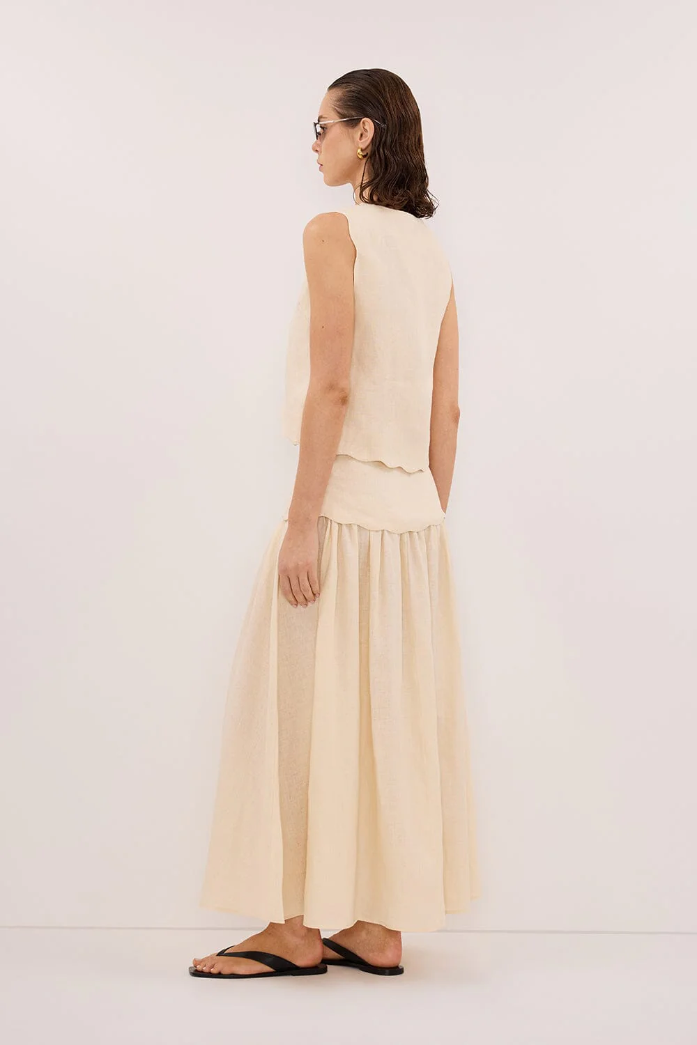 LELA SANDSTONE SLEEVELESS LINEN VEST TOP - Image 7