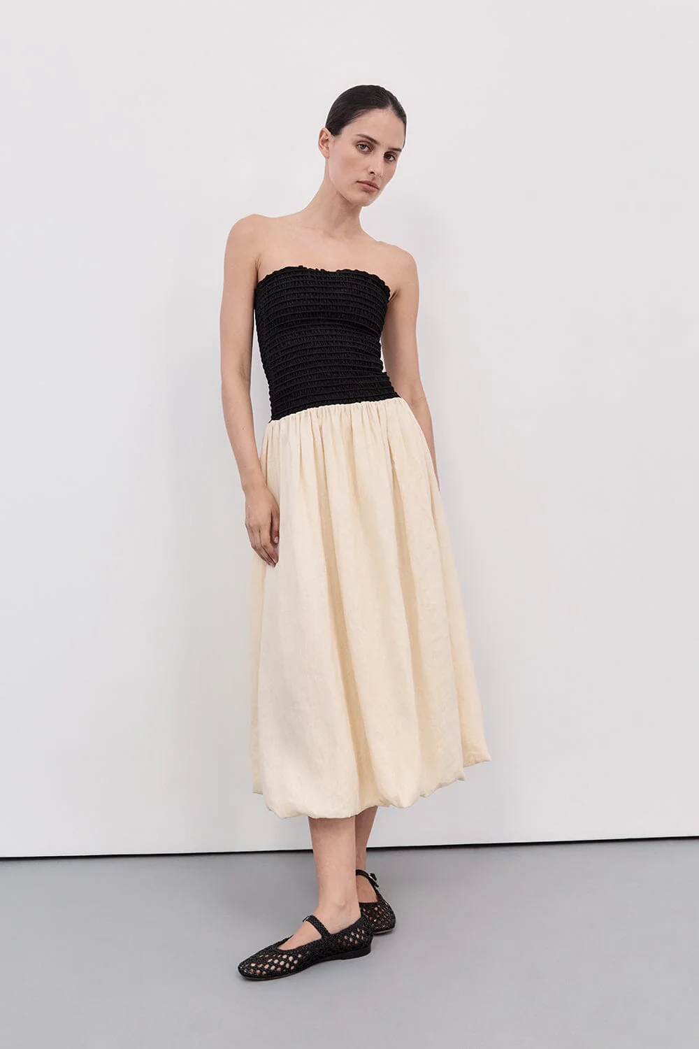 LEN BLACK STRAPLESS MIDI DRESS - Image 6
