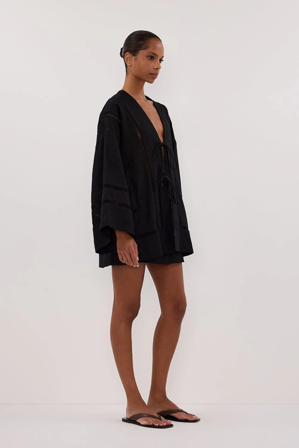 LINDSAY BLACK LINEN KIMONO TOP - Image 3