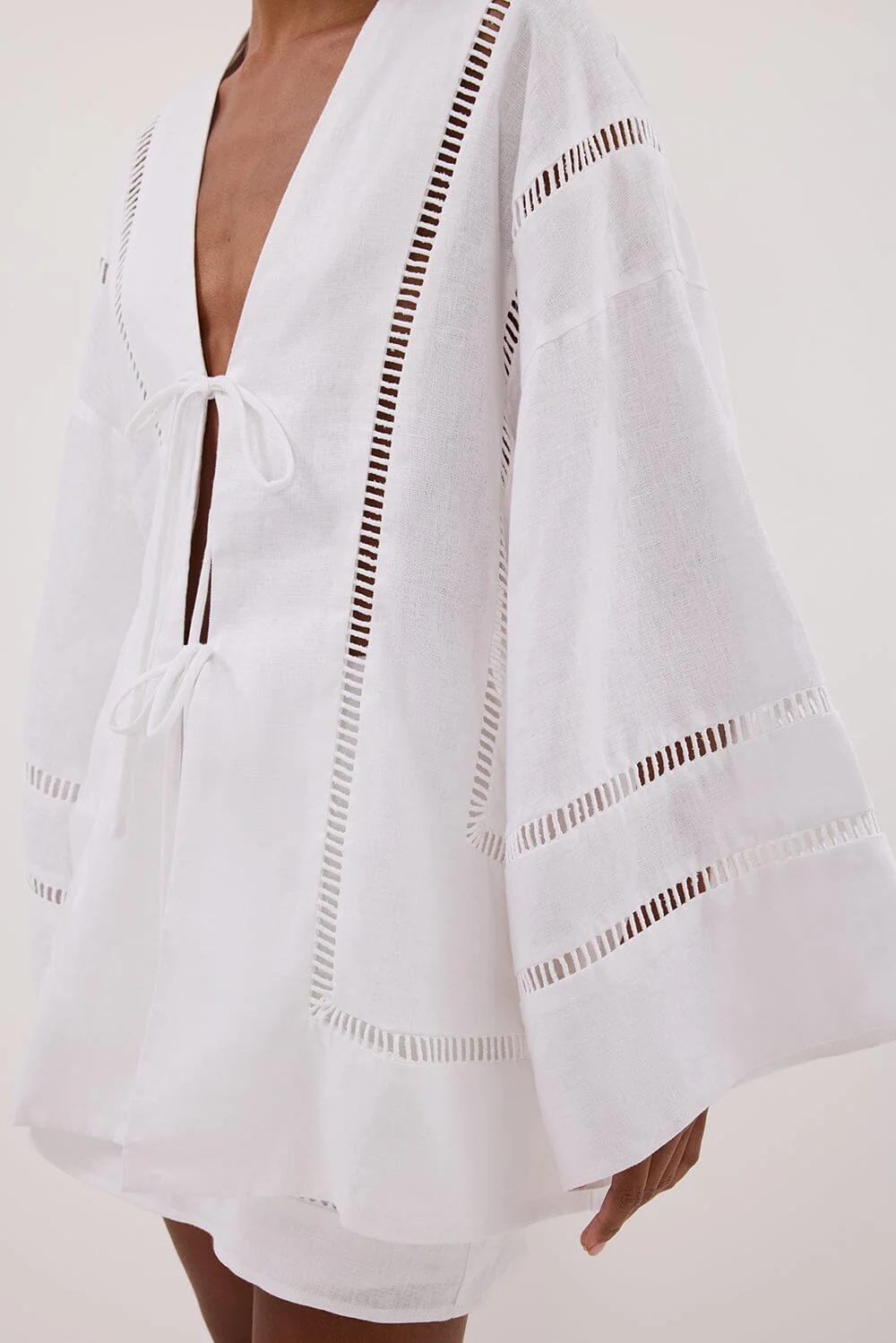 LINDSAY WHITE LINEN KIMONO TOP - Image 5