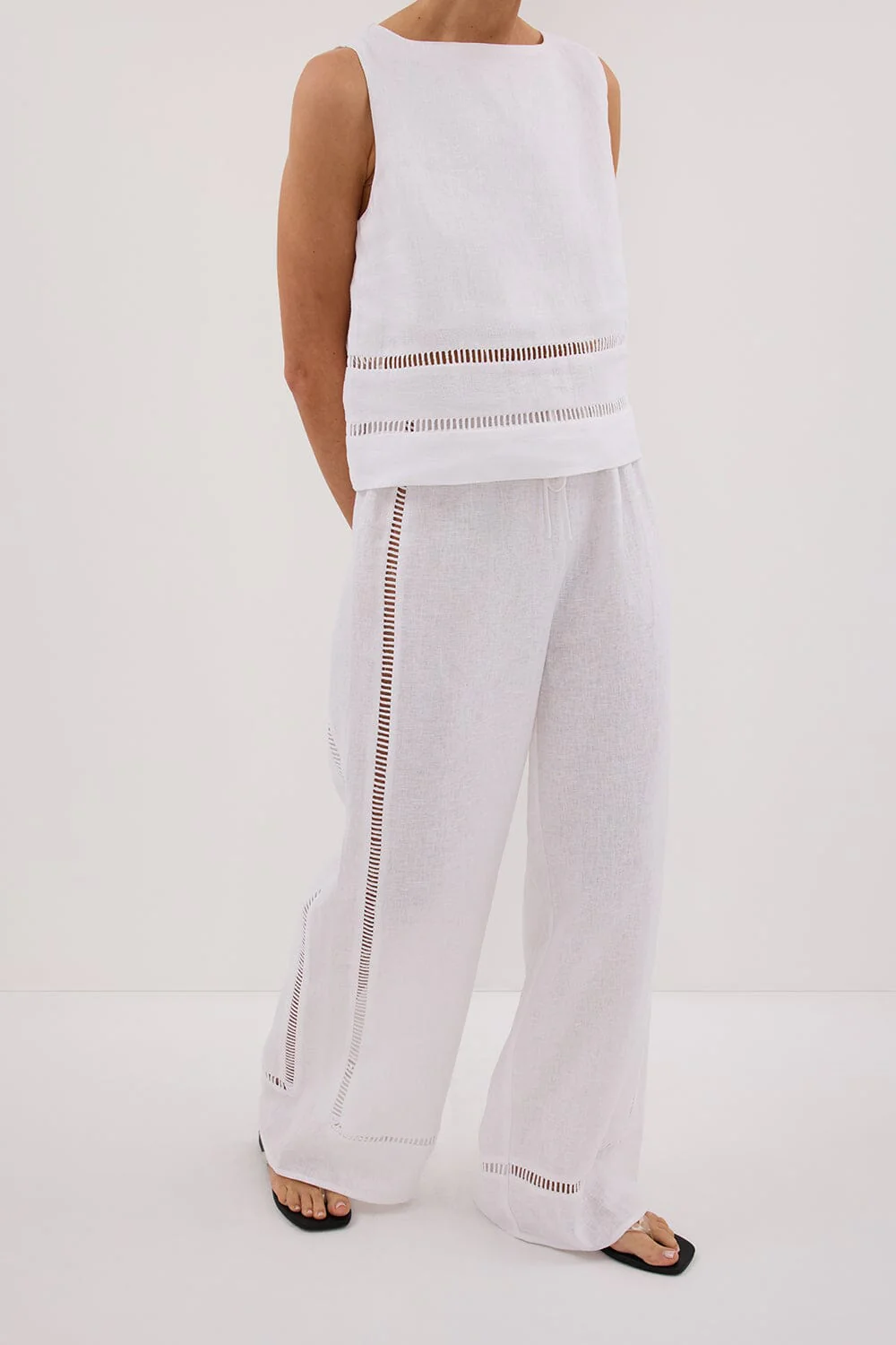 LINDSAY WHITE LINEN PANT - Image 2