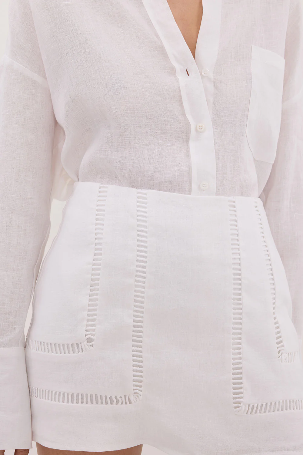 LINDSAY WHITE LINEN SKORT - Image 5