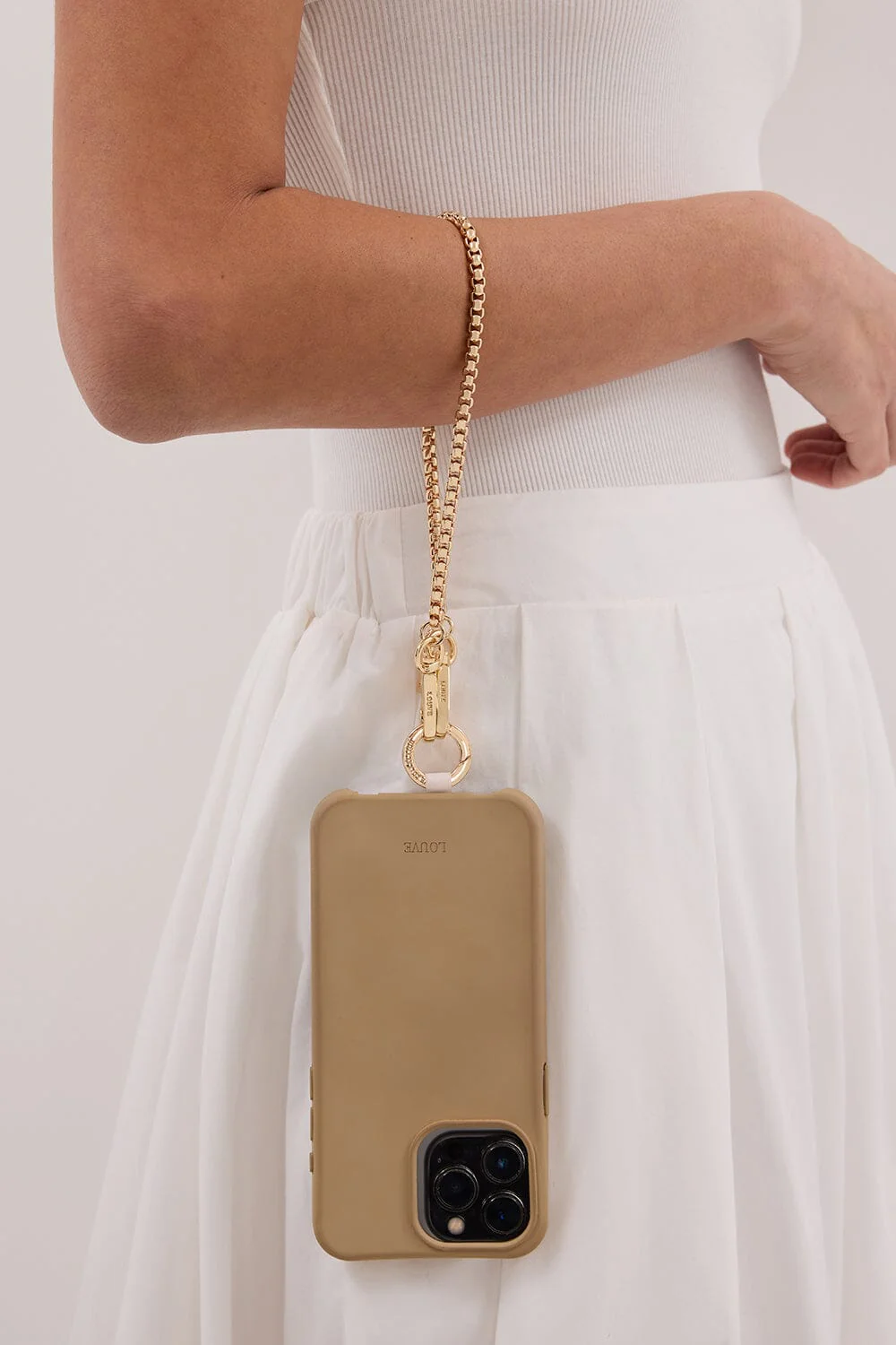 LOUVE COLLECTION GOLD GAIA WRISTLET - Image 4