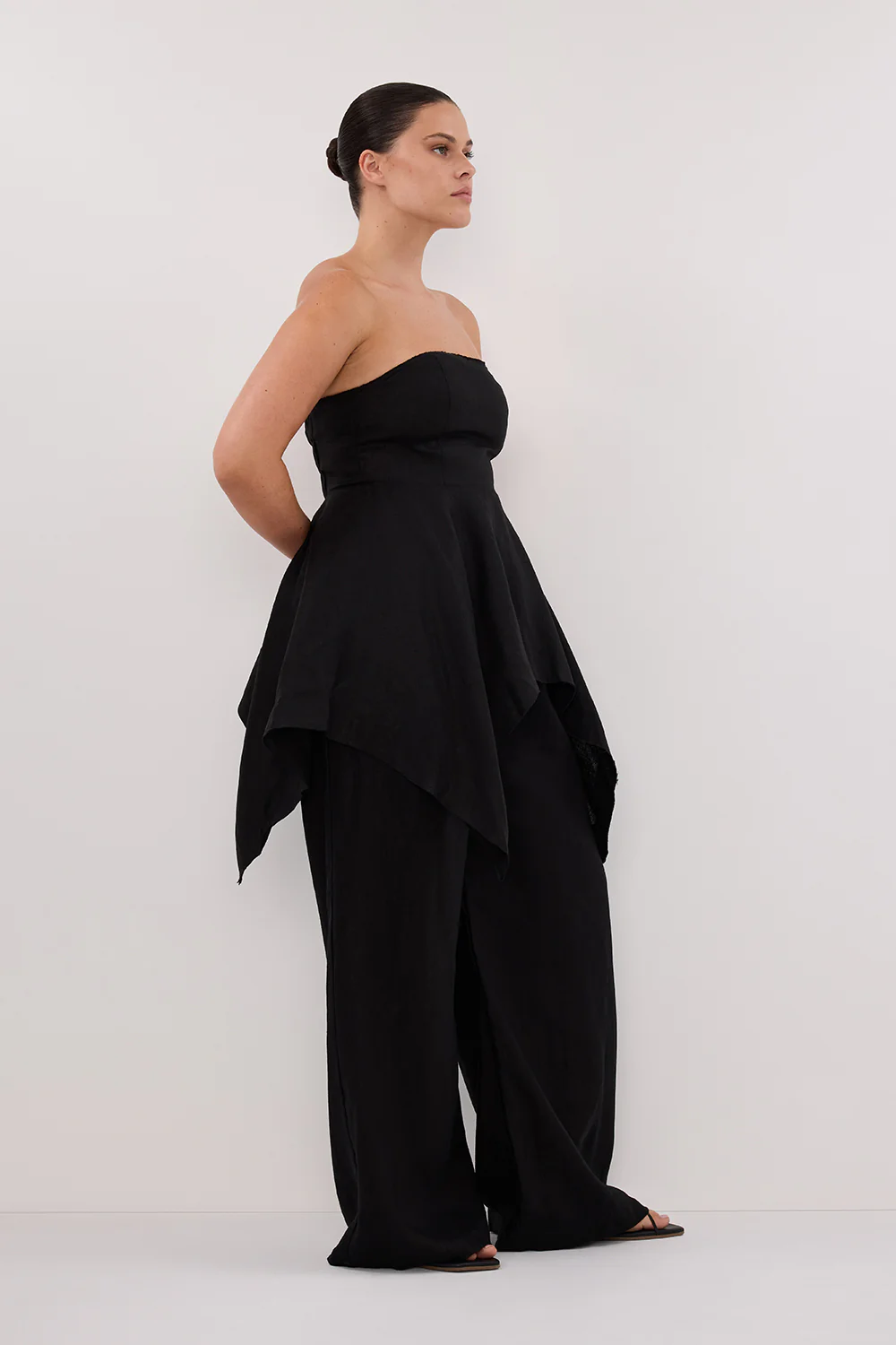 LUNA BLACK LINEN HANDKERCHIEF TOP - Image 8