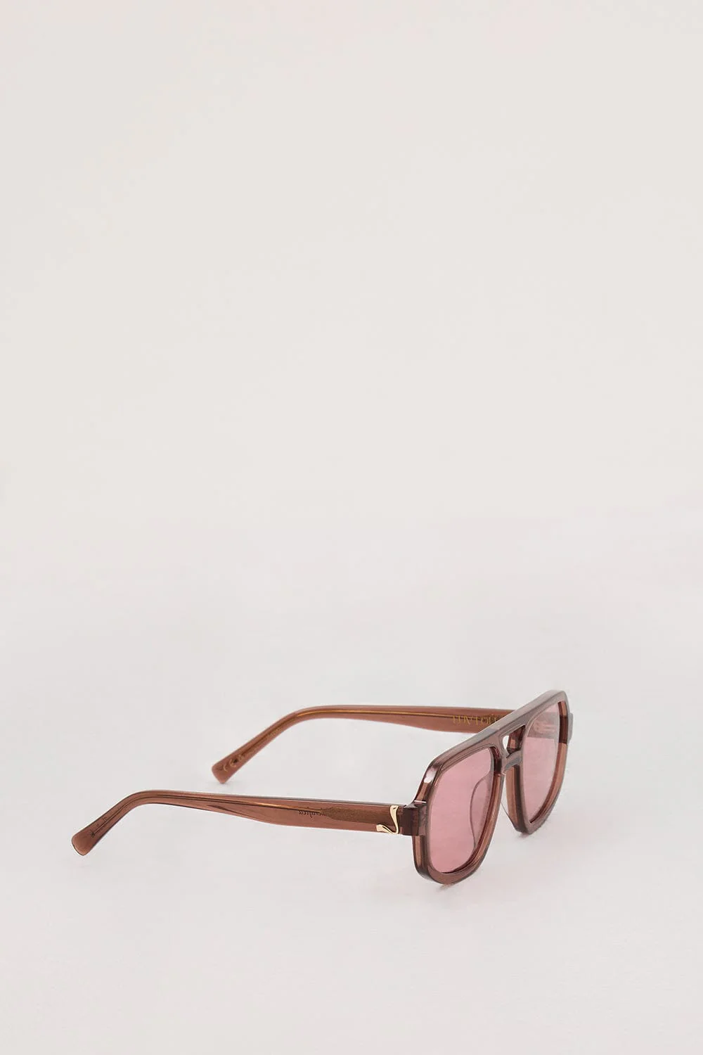 LUV LOU THE BANKS BURGUNDY SUNGLASSES - Image 4