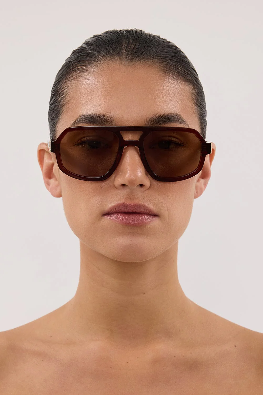 LUV LOU THE BANKS CHERRY SUNGLASSES - Image 4