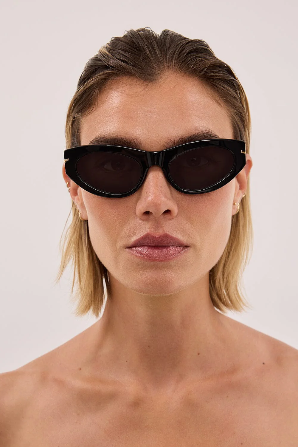 LUV LOU THE SOFIA BLACK SUNGLASSES - Image 3