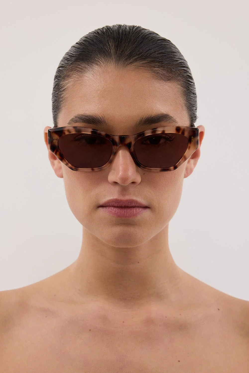 LUV LOU THE SYDNEY CREAM TORT SUNGLASSES - Image 4