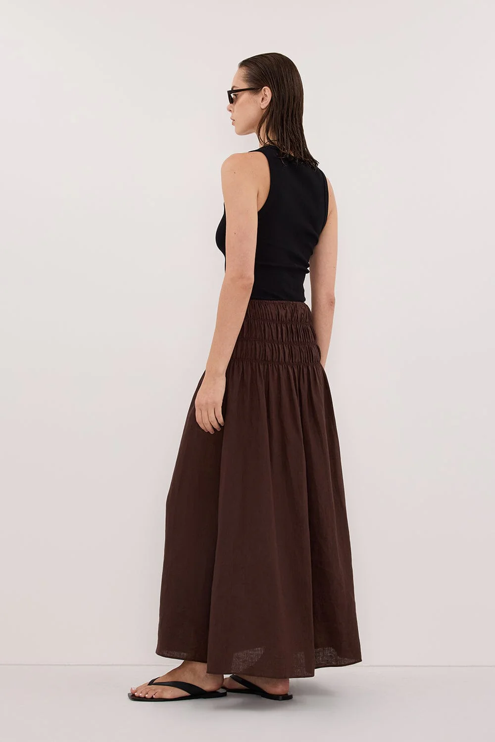MAIA COCOA LINEN SHIRRED MIDI SKIRT - Image 7