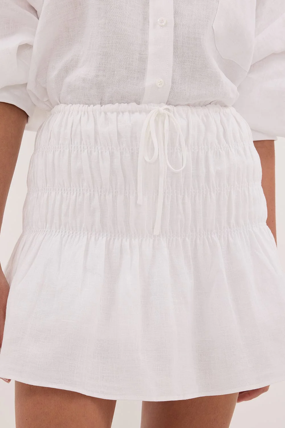 MAIA WHITE LINEN MINI SKIRT - Image 4