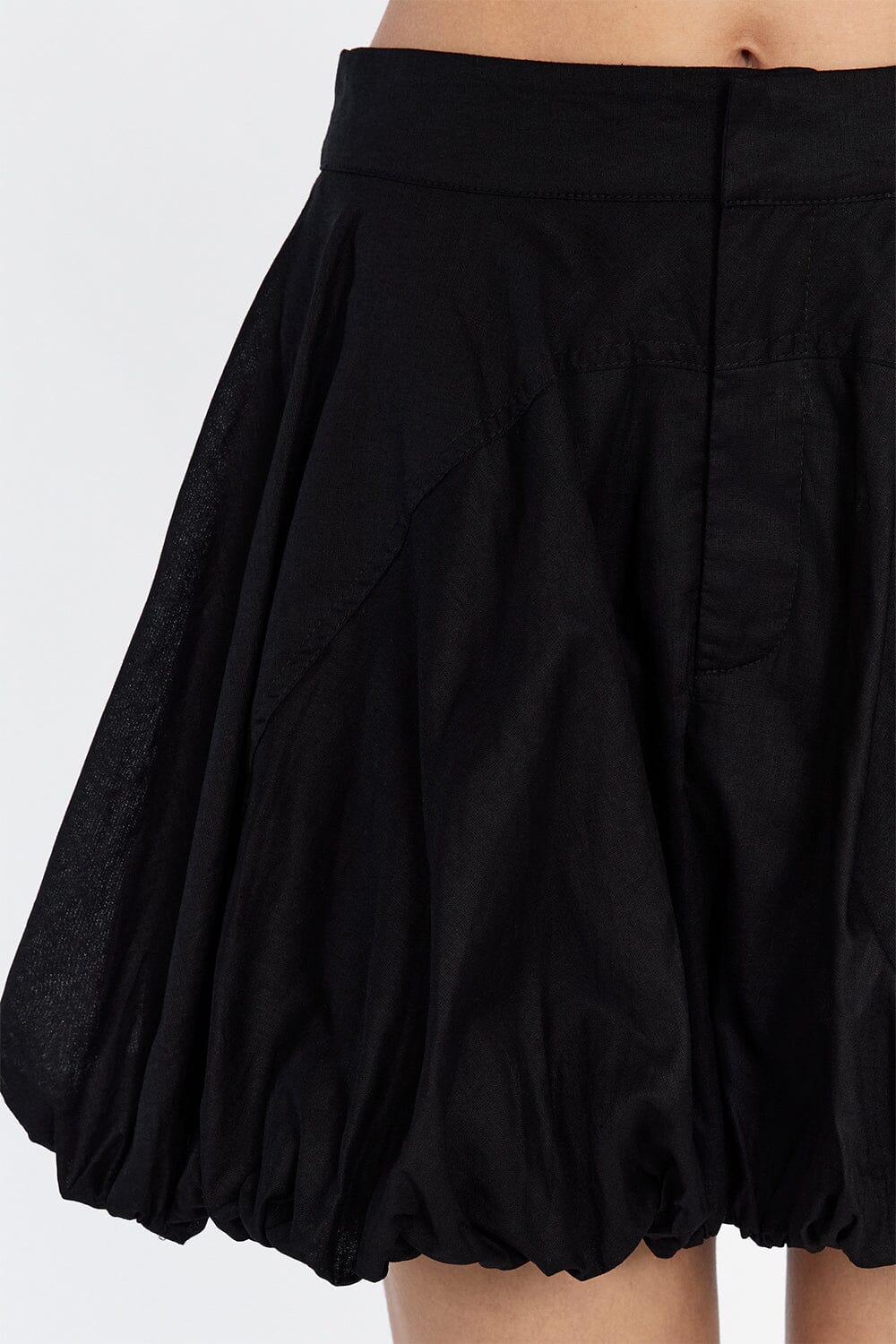MARIA BLACK LINEN MINI SKIRT - Image 5