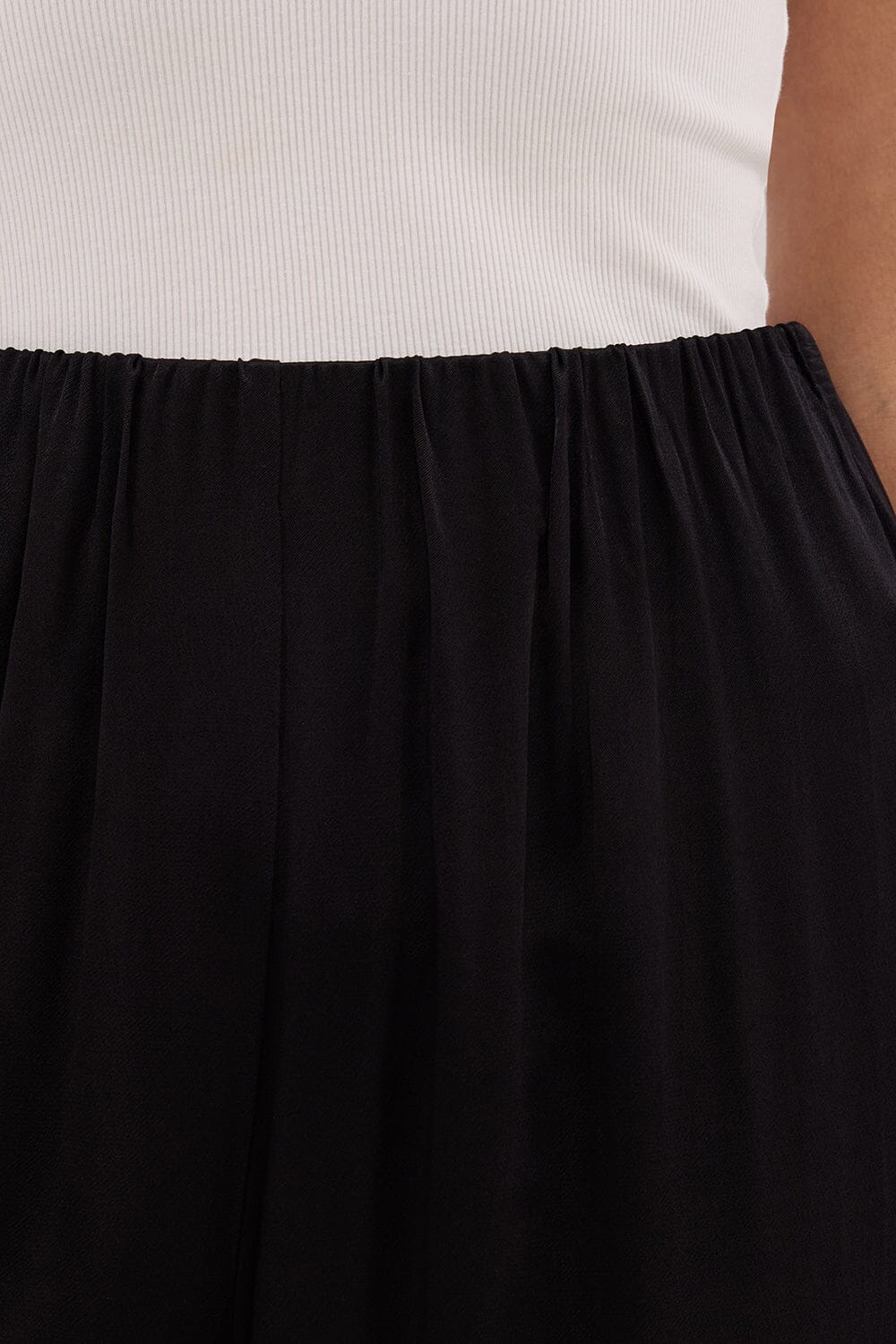 MONICA BLACK SATIN PANT - Image 6