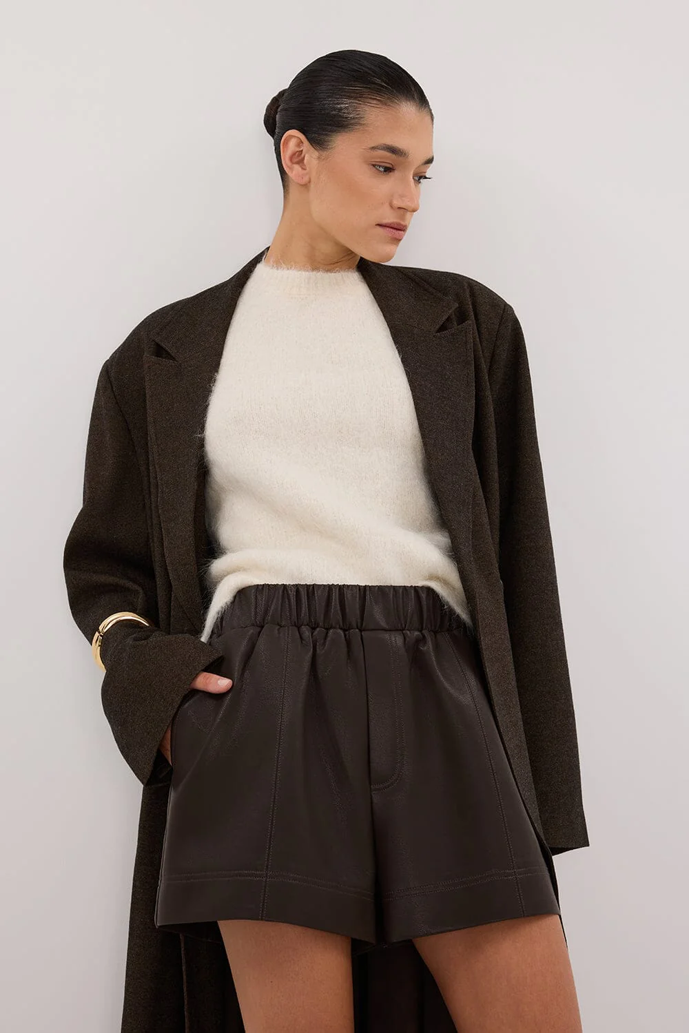 MONTY CHOC FAUX LEATHER SHORT - Image 3