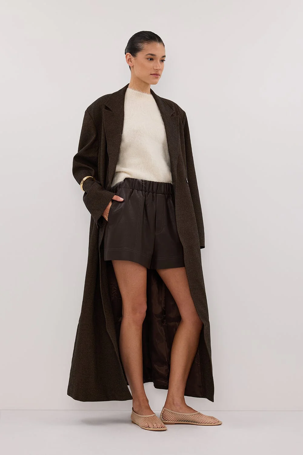 MONTY CHOC FAUX LEATHER SHORT - Image 4