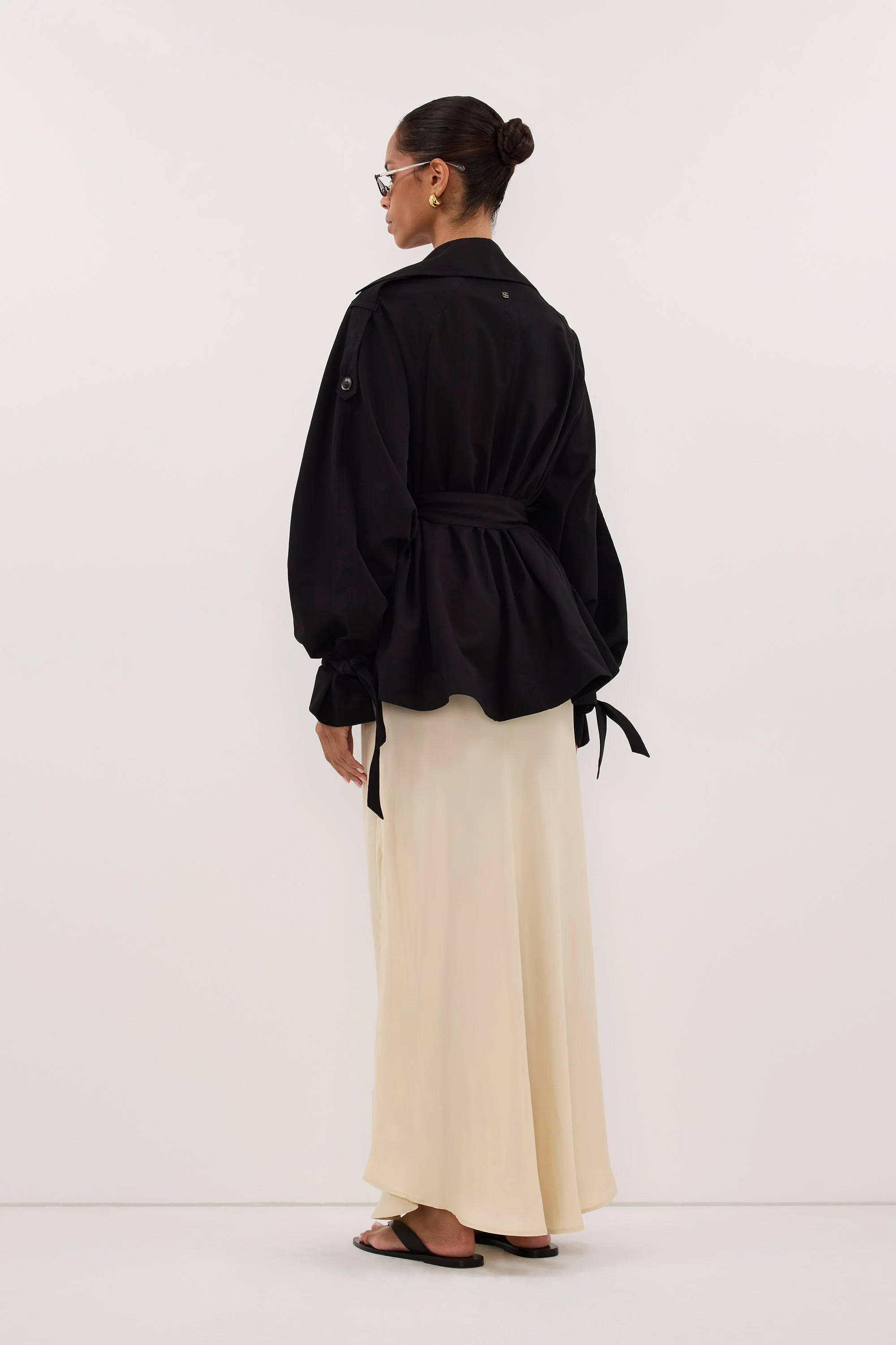NINA BLACK LIGHTWEIGHT MINI TRENCH - Image 4