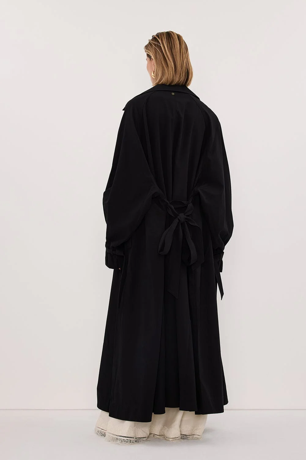 NINA BLACK LIGHTWEIGHT TRENCH COAT - Image 5