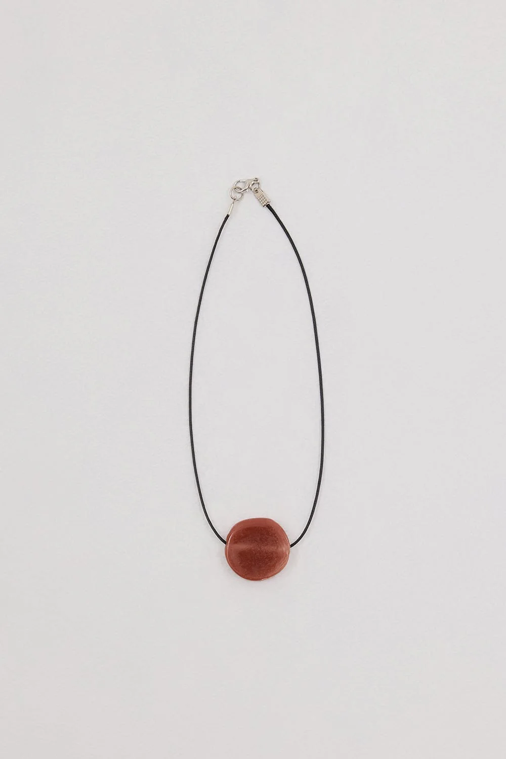 NURI STUDIOS GLASS CIRCLE RED NECKLACE