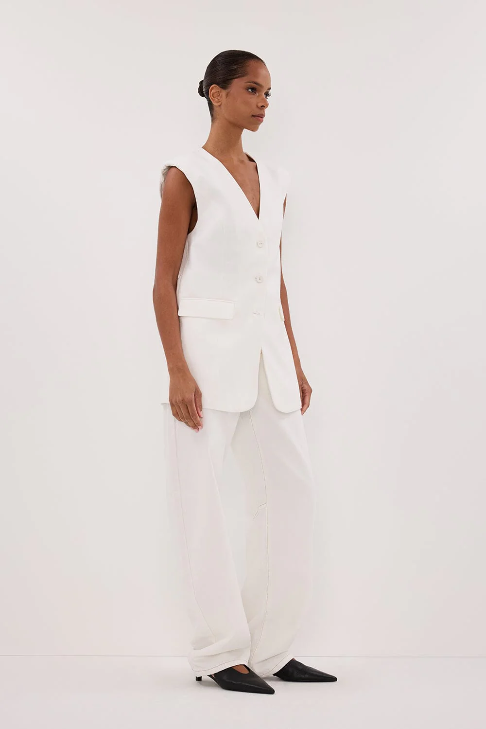 OLIVER WHITE OVERSIZED VEST - Image 2