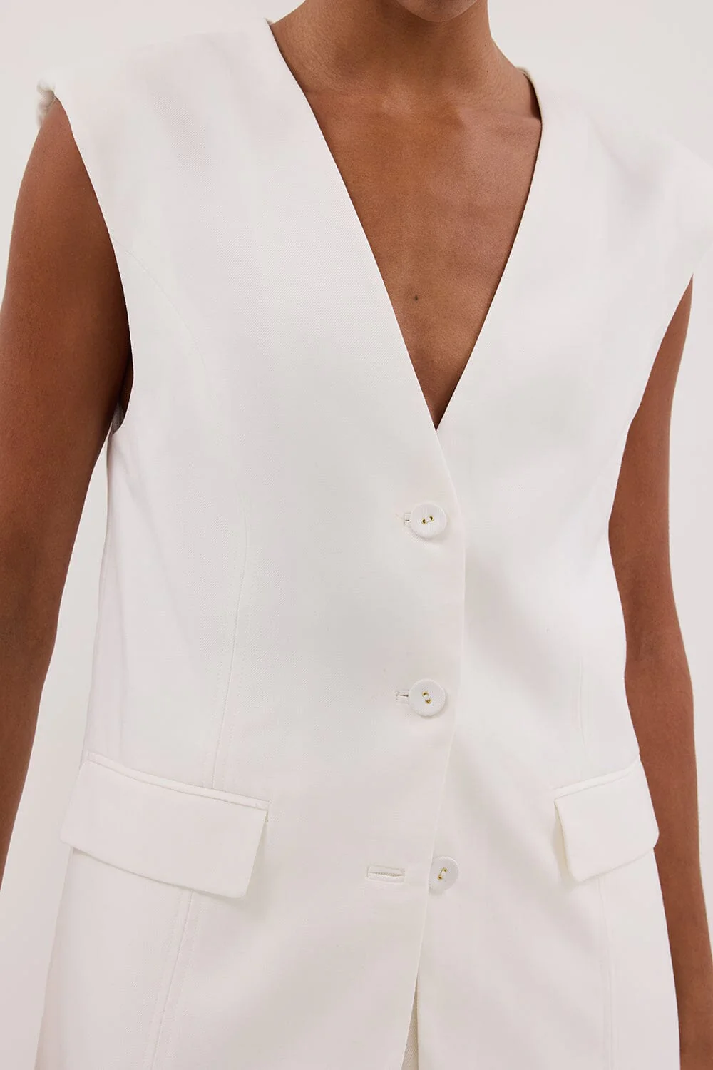 OLIVER WHITE OVERSIZED VEST - Image 4
