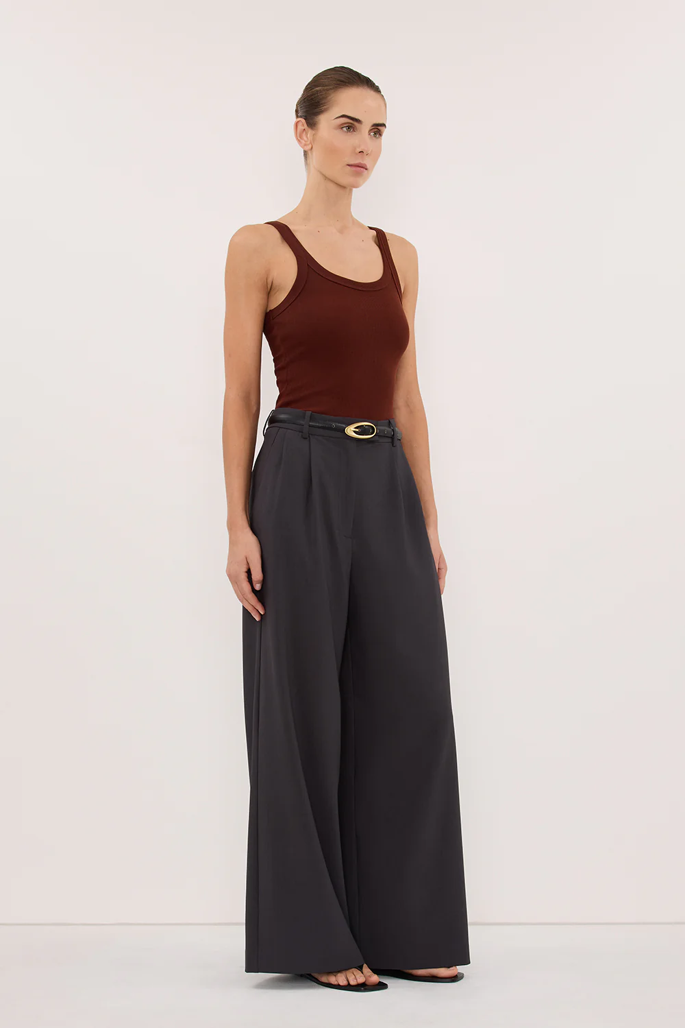 PHOEBE CINNAMON SCOOP NECK TANK TOP - Image 3